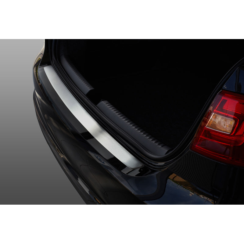 Avisa, Bagkofangerbeskytter, Rustfritstål, passer til Audi A6 Avant excl. Allroad 2005-2011
