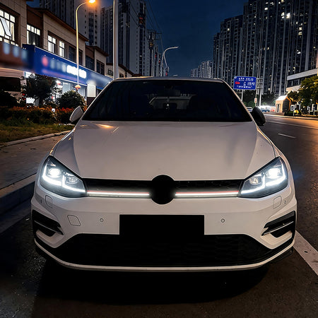 AutoStyle, Sportsgrill, GTi-Look med LED-strip, passer til Volkswagen Golf VII (7.5) HB/Variant Facelift (2017-2020)