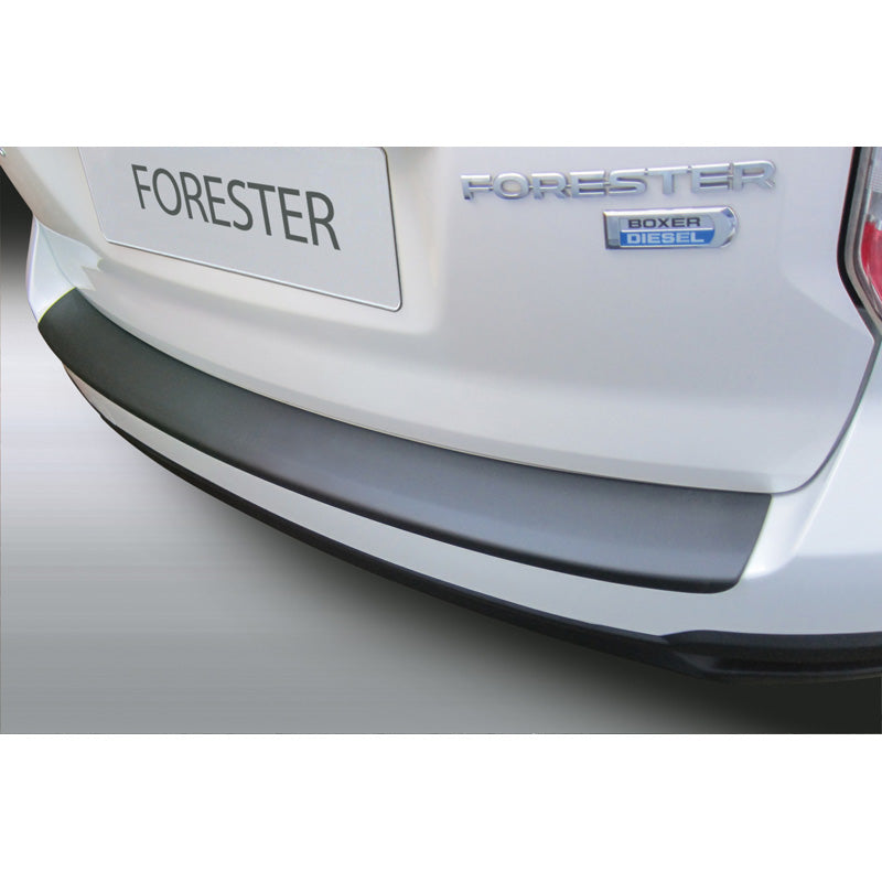 RGM, Bagkofangerbeskytter, ABS plastik, passer til Subaru Forester 2016-2020 Black
