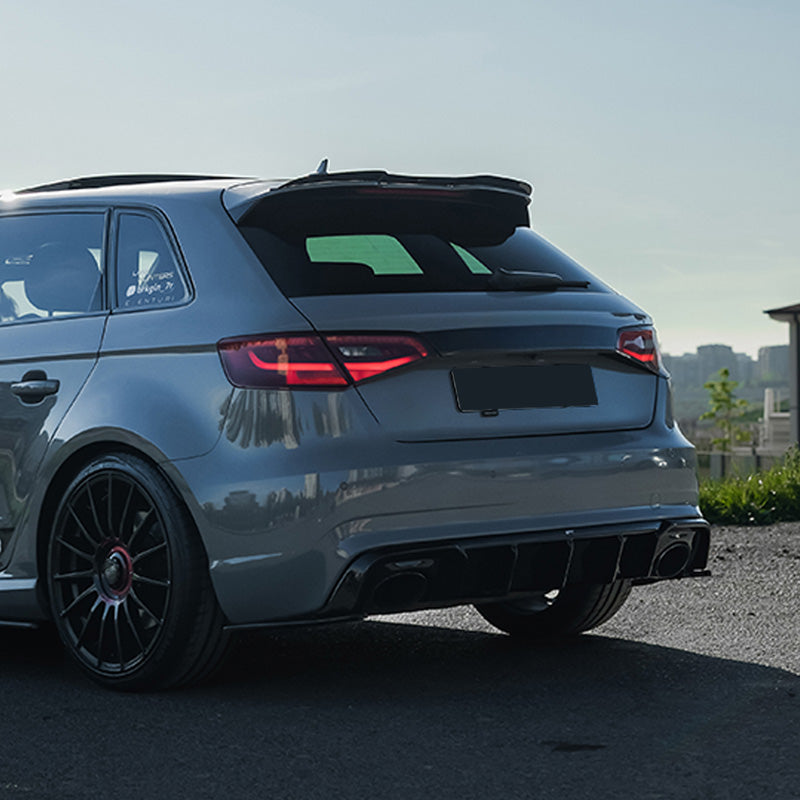 OneWay, Bag underlæbe, Blank sort, passer til Audi RS3 8V Sportback (2015-2016)